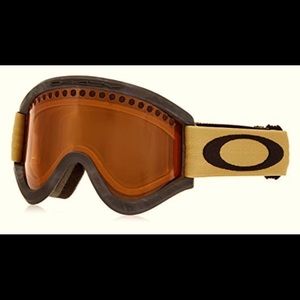 NWT Oakley e frame goggles unisex men women snow